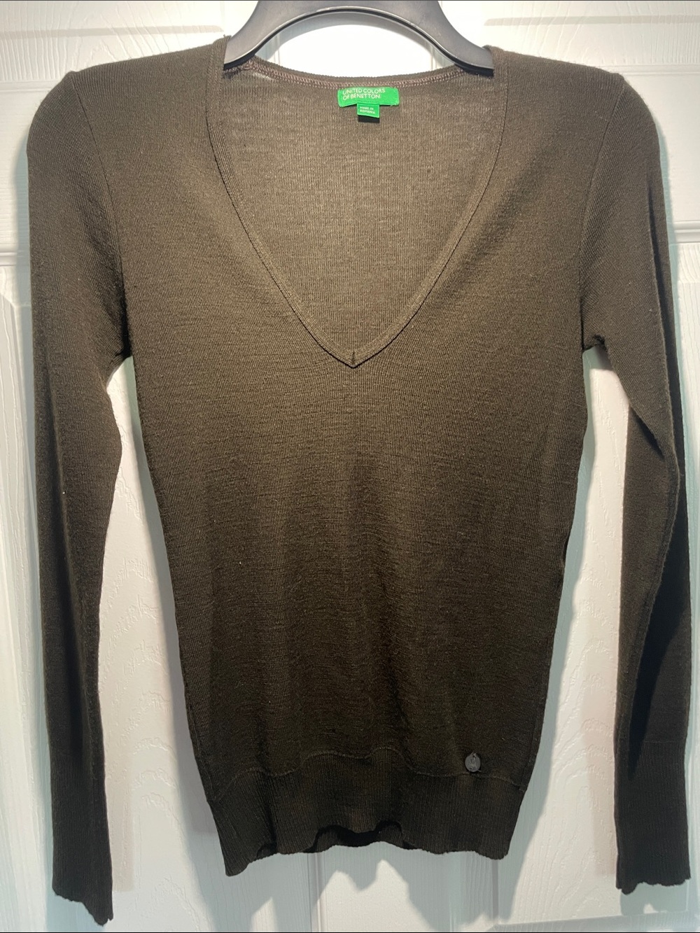 United Colors of Benetton brown V-neck sweater